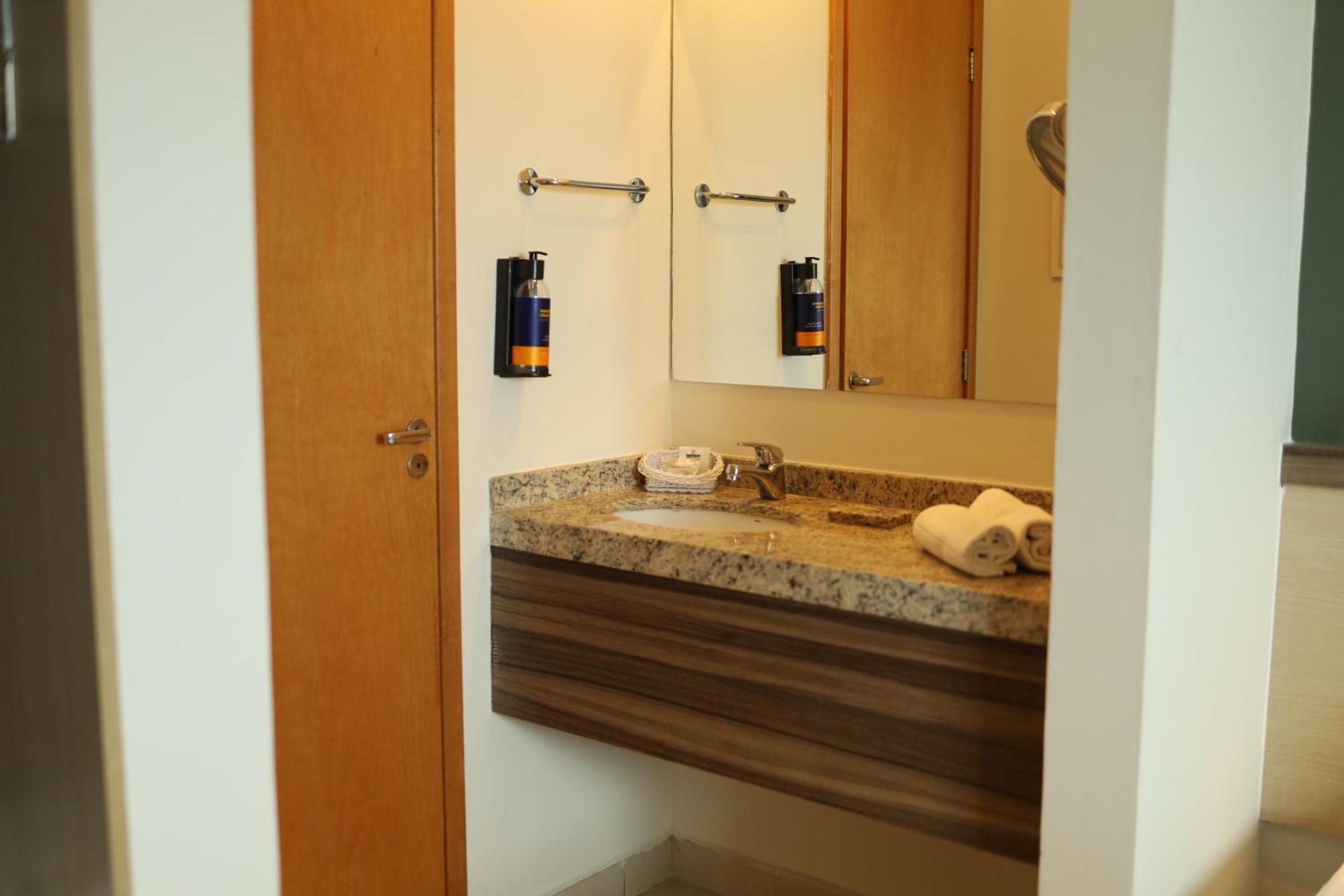 Comfort Hotel Campos Dos Goytacazes Luaran gambar